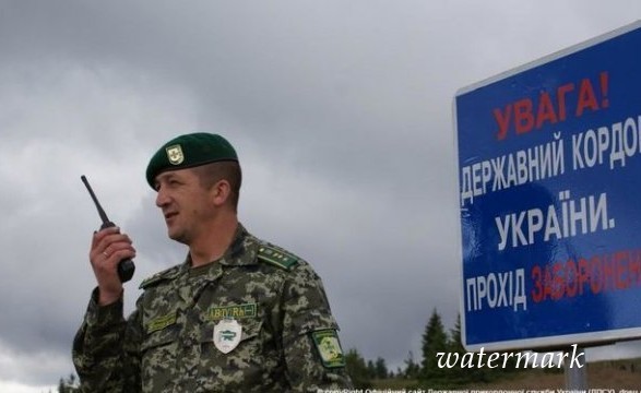 Почитай 700 граждан РФ не впустили в Украину