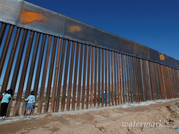 Трамп заявил, что стена на меже с Мексикой будет стальной, а не бетонной