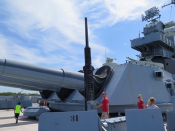 16 inch turret (USS North Carolina BB-55) Walk Around